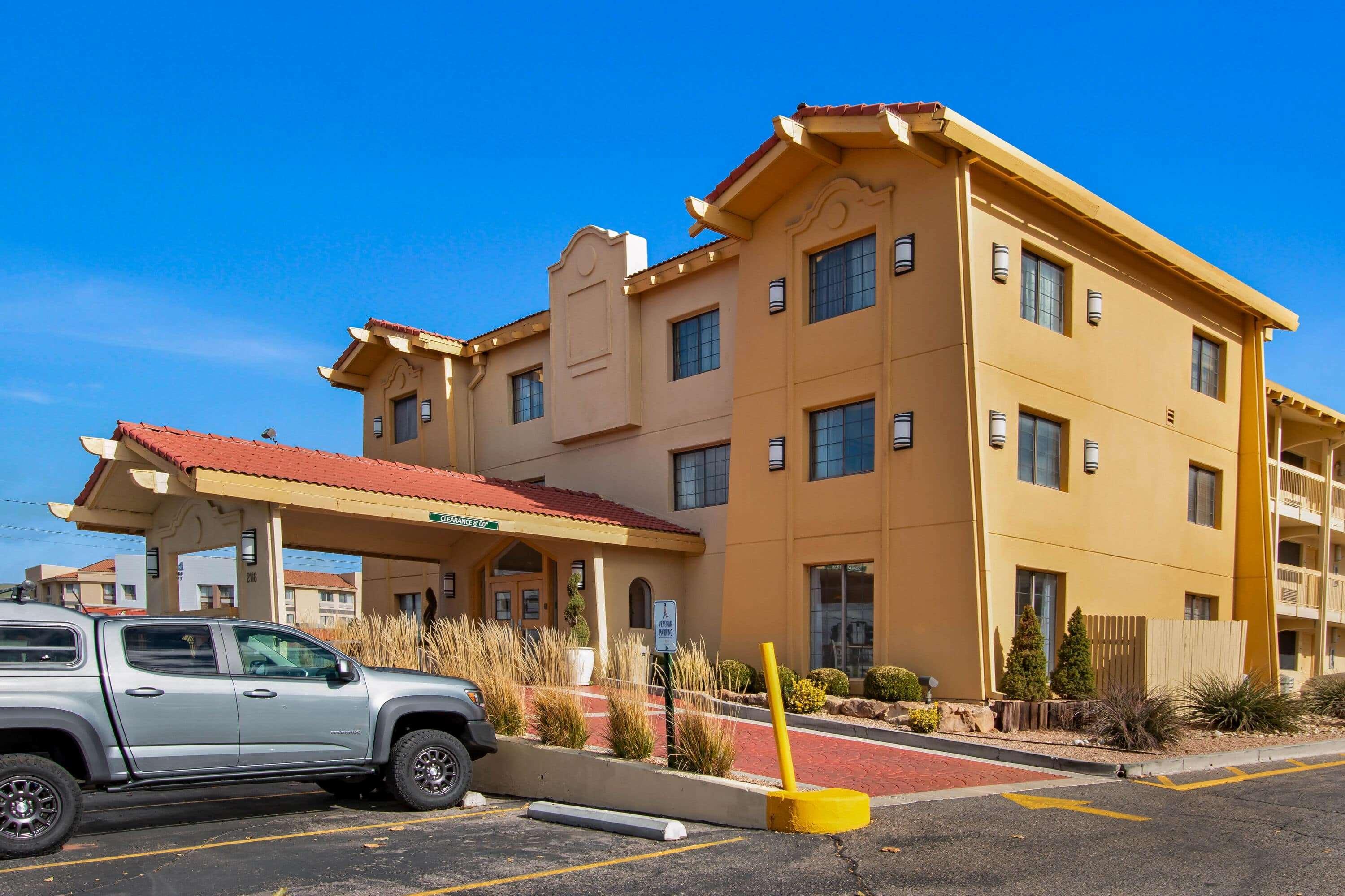 La Quinta By Wyndham Airport Hotel 3*